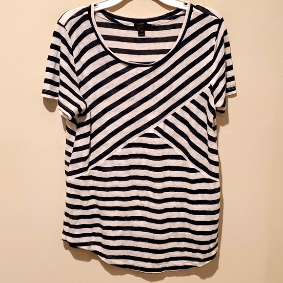 J. Crew Tops - ❤ J CREW 100% LINEN  STRIPED TOP, XS